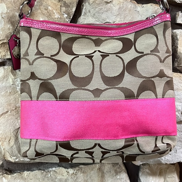 Coach Handbag - Picture 3 of 11